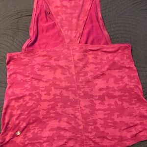 Lululemon workout top